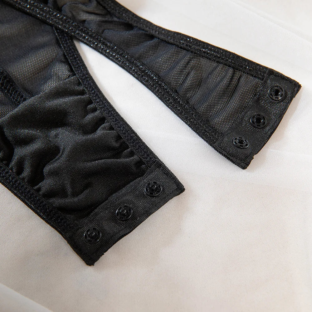 Wysoko wycięte body z siateczki