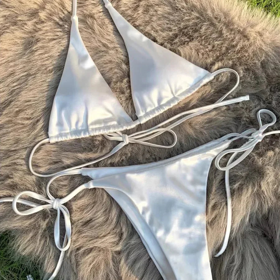 Metaliczne bikini