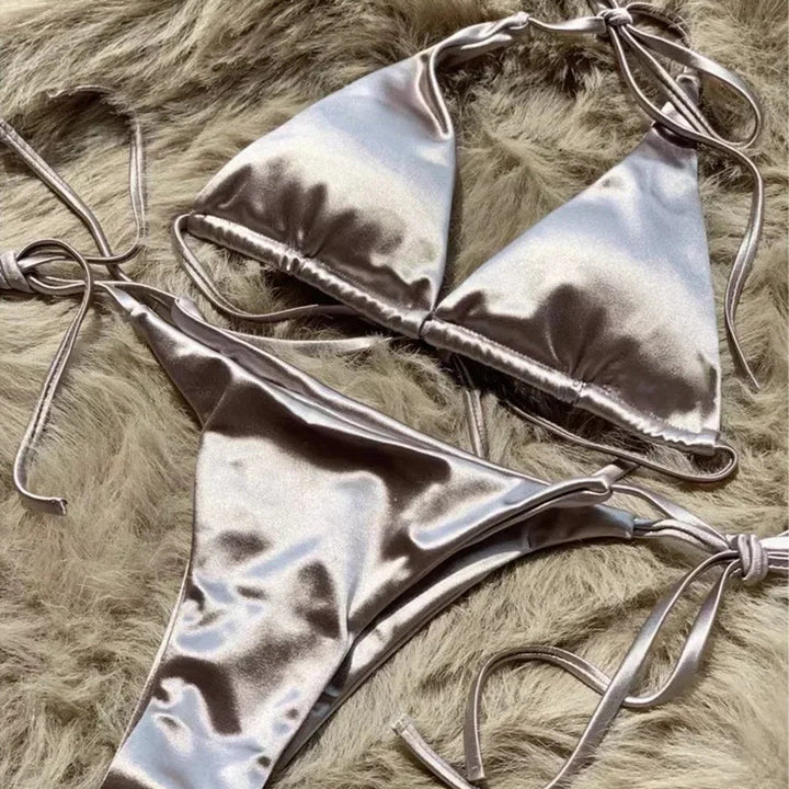 Metaliczne bikini