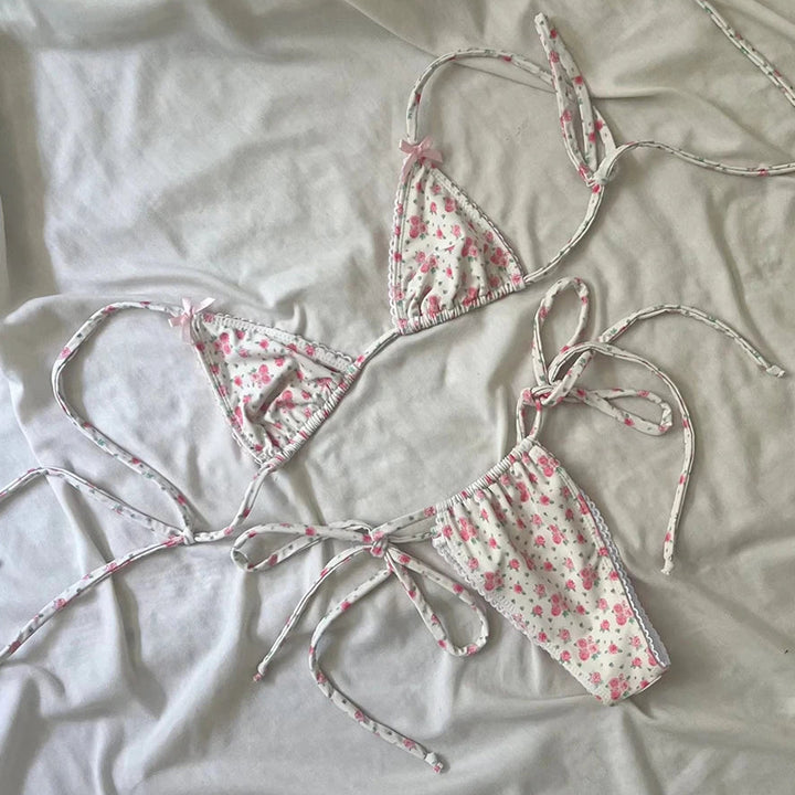 Sznurowane bikini