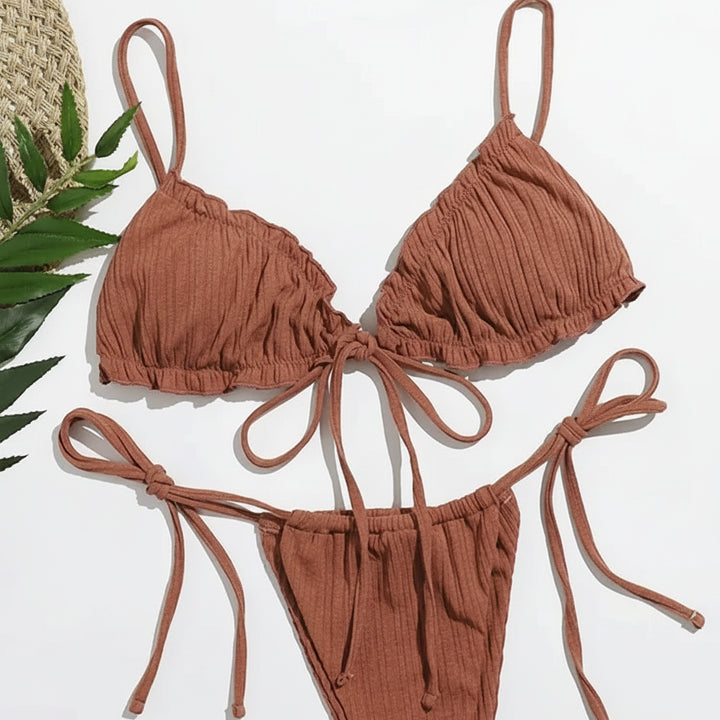 Jednolite bikini z wiązaniami