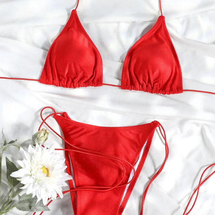 Klasyczne trójkątne bikini