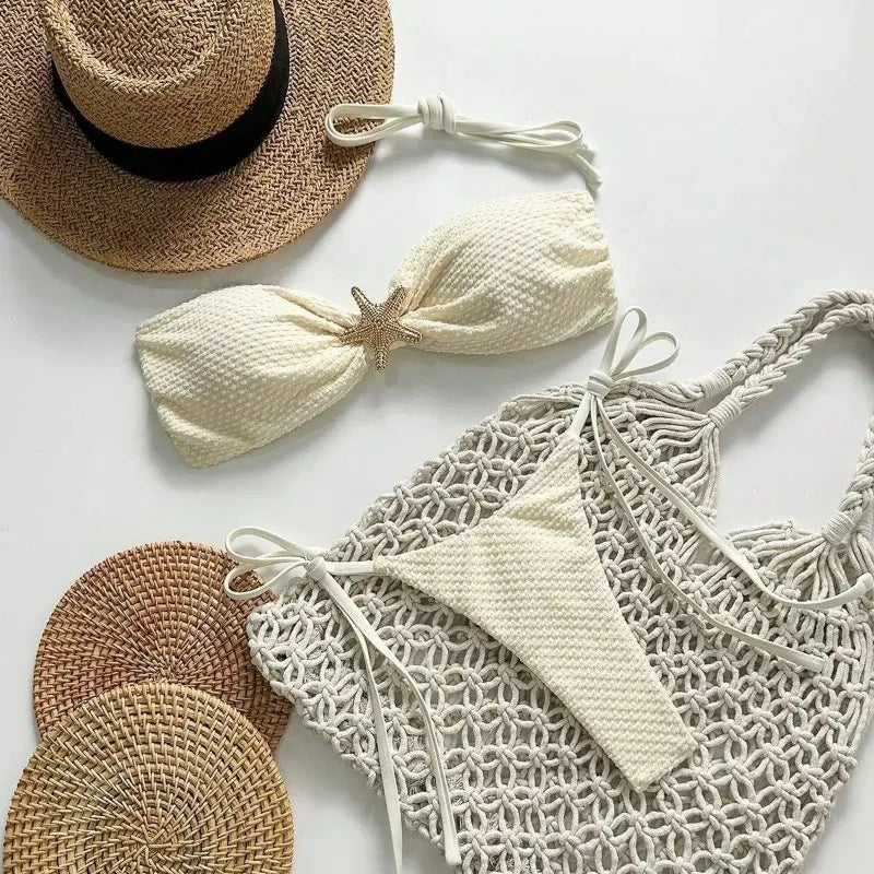 Bikini z ozdobną rozgwiazdą