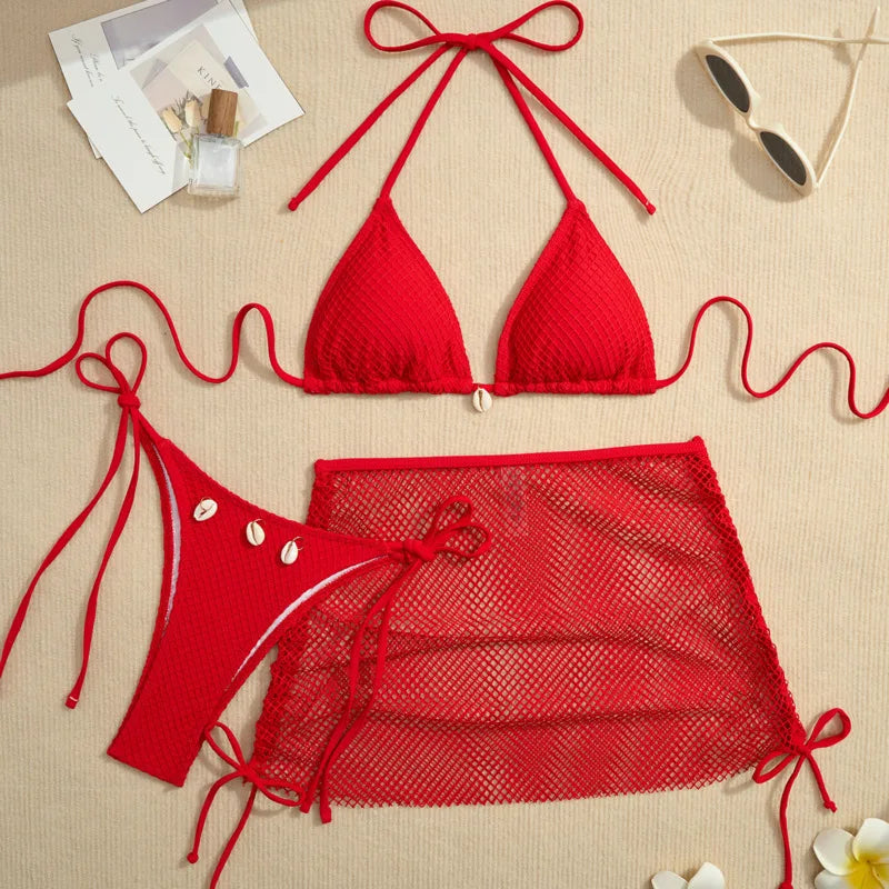 Trzyczęściowy zestaw bikini z siateczkową spódniczką