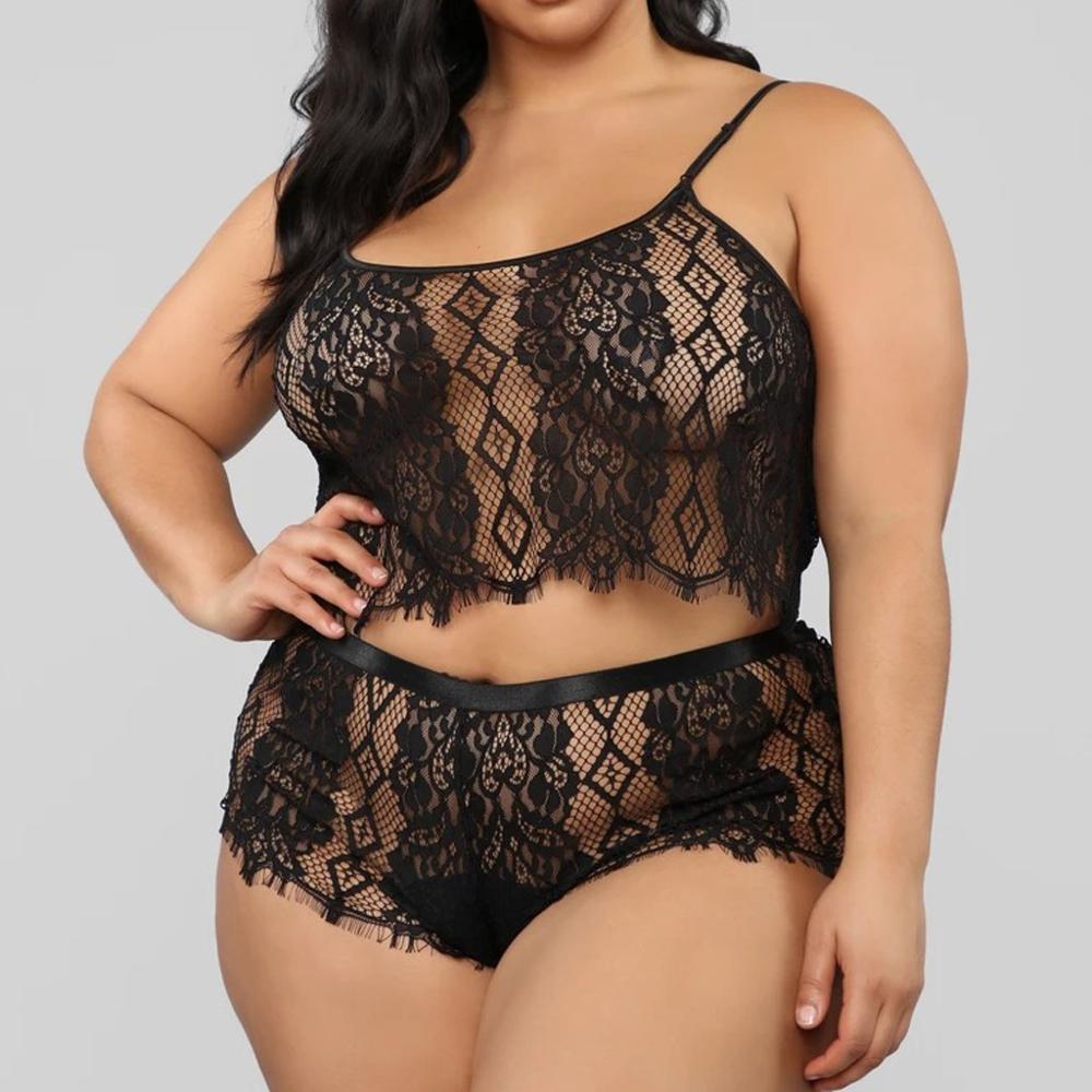 Czarna koronkowa bielizna damska plus size